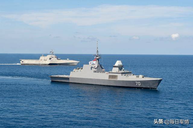 南海东海最新动态，海洋与地缘政治交汇处的消息与解析