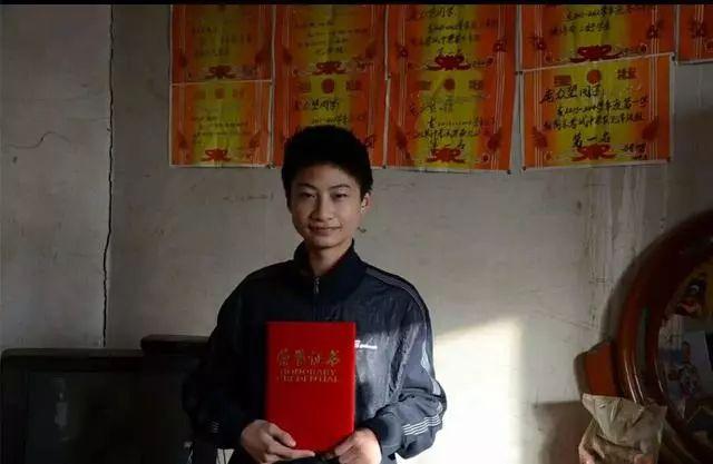 开朗证图片，探索乐观力量与生活美好