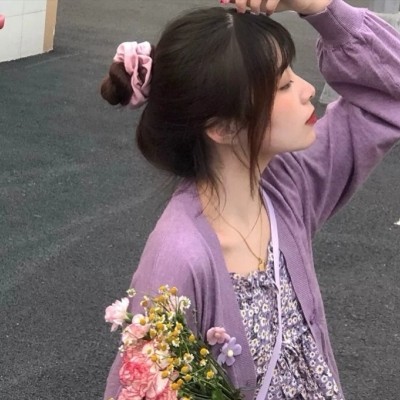 闺蜜情深，永恒的友情与美丽的陪伴时光高级文案