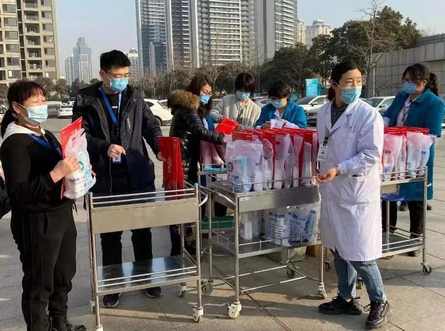 河南疫情教育面临挑战与机遇并存的情况分析