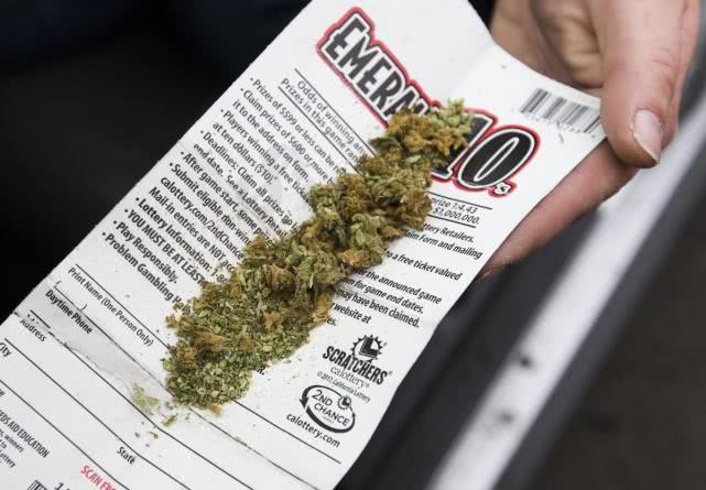全球视角下的美国疫情最新数据观察与分析