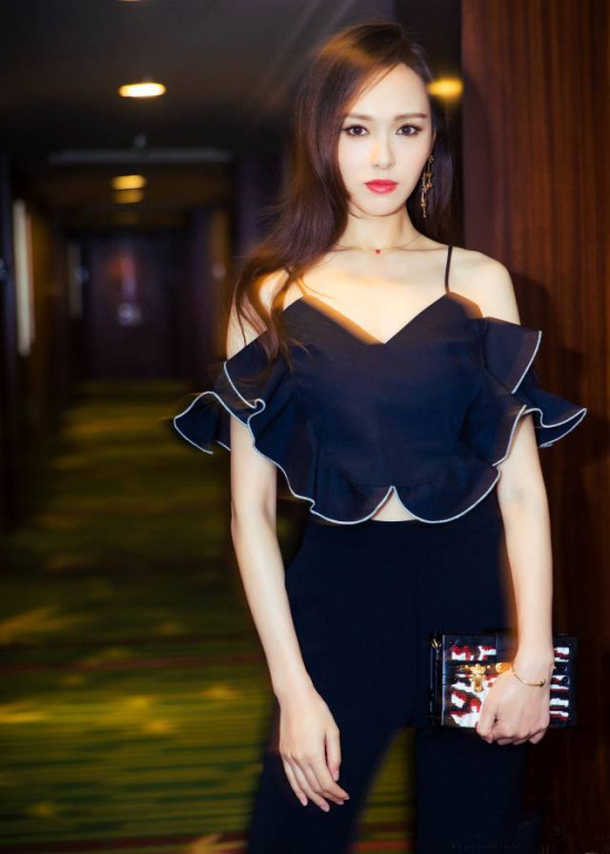 探索时尚与美丽的交汇点，最新秀人网图片展示