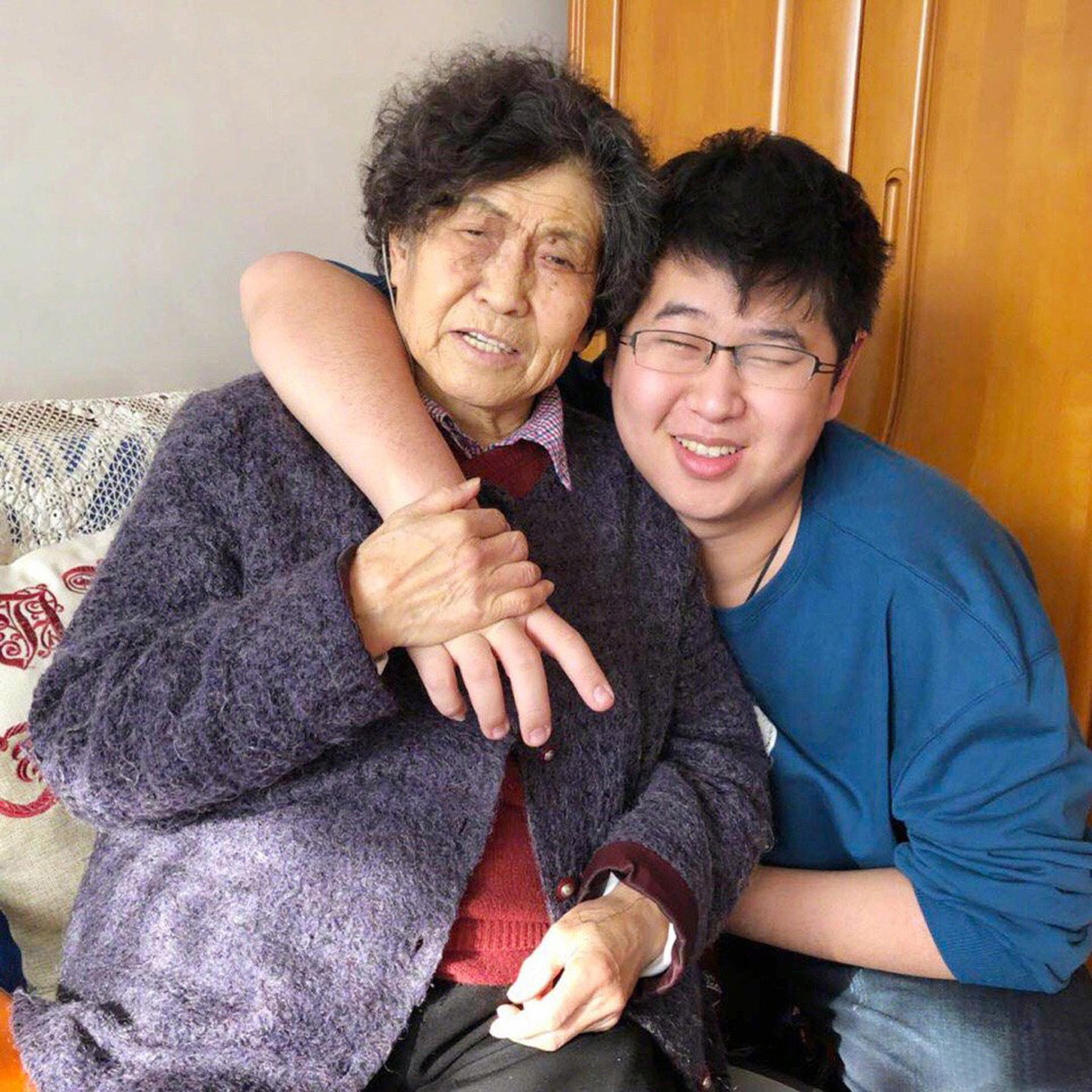 倪萍的多彩生活，从舞台到现实的蜕变篇章