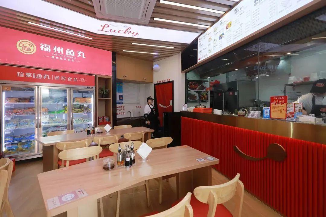商铺最新装修趋势与策略深度解析