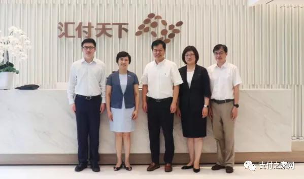 徐汇区新任领导团队亮相，引领区域发展的核心力量