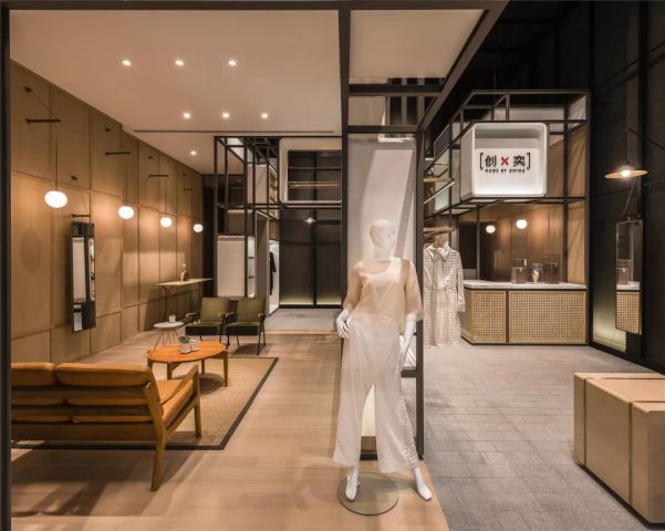 最新流行服装店，时尚潮流引领者