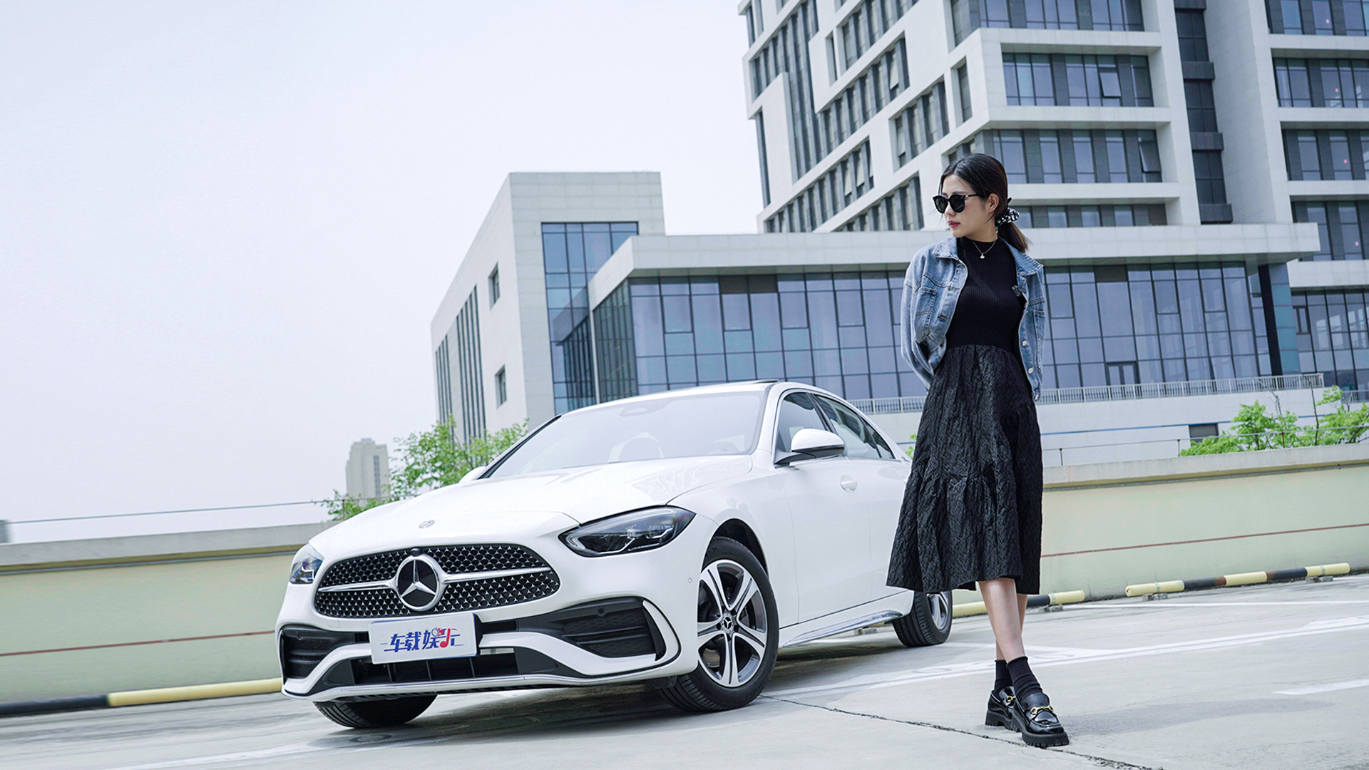 奔驰新款女车，时尚与科技的极致融合